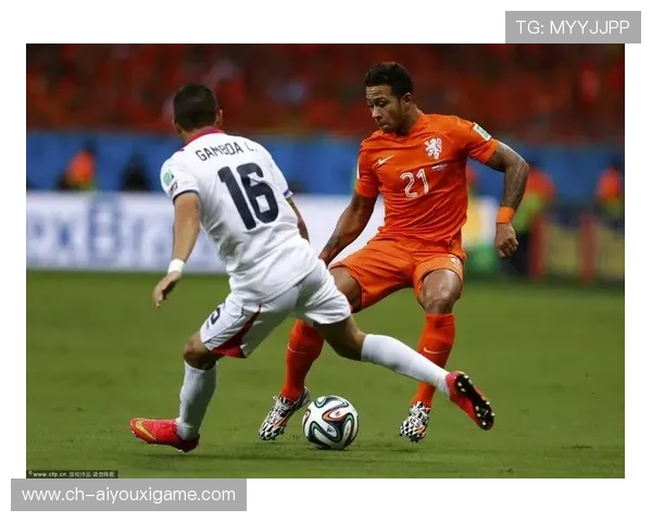 德佩拯救荷兰，关键一球让出线近在咫尺